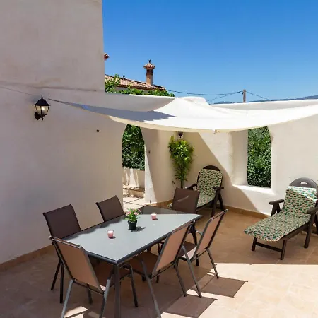Holiday home Casa Edgar *